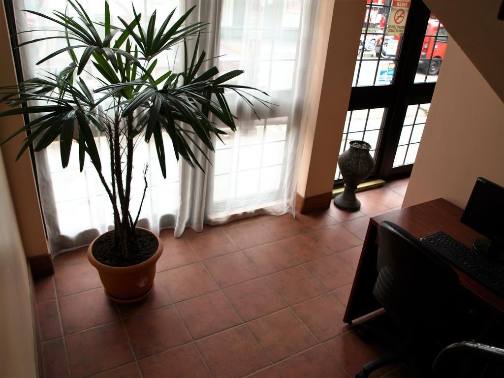 Hotel The Palm House Inn Сан Хосе Екстериор снимка