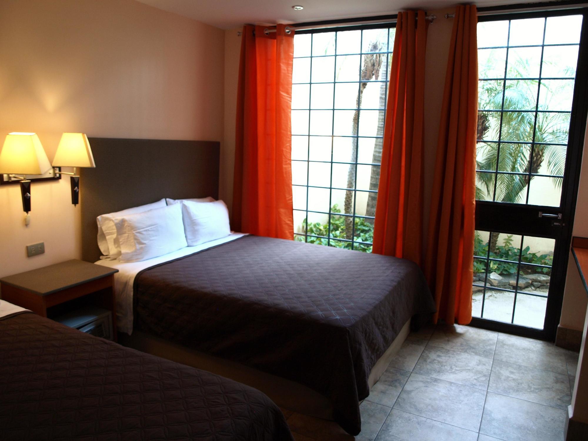 Hotel The Palm House Inn Сан Хосе Екстериор снимка