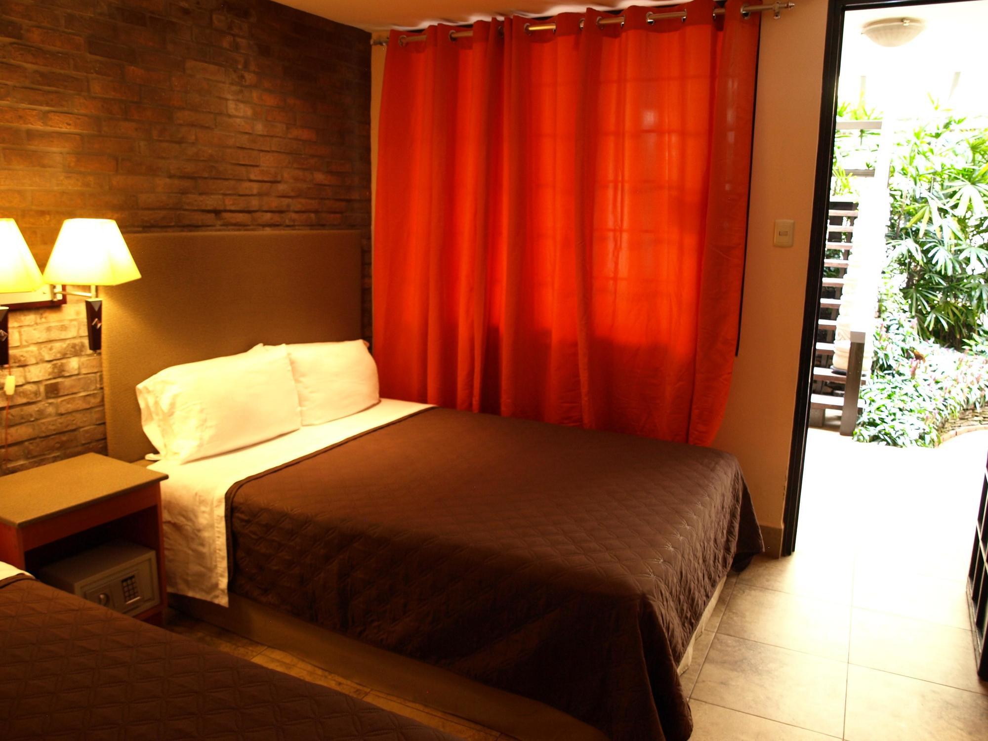 Hotel The Palm House Inn Сан Хосе Екстериор снимка