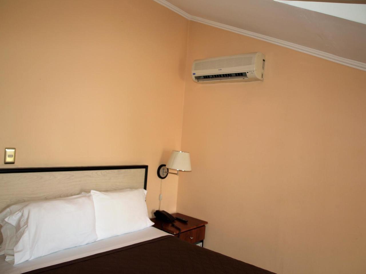 Hotel The Palm House Inn Сан Хосе Екстериор снимка